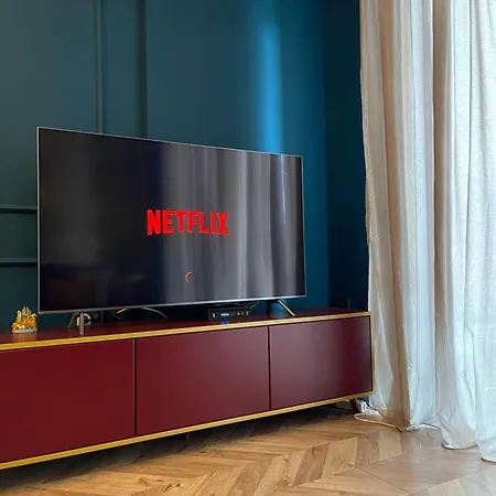 Apartament Leonine Loft - Spotless, Stylish Luxury